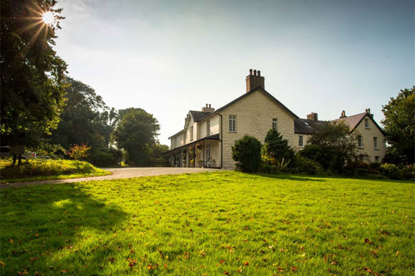 Plas Dinas - Snowdonia Riding Stables